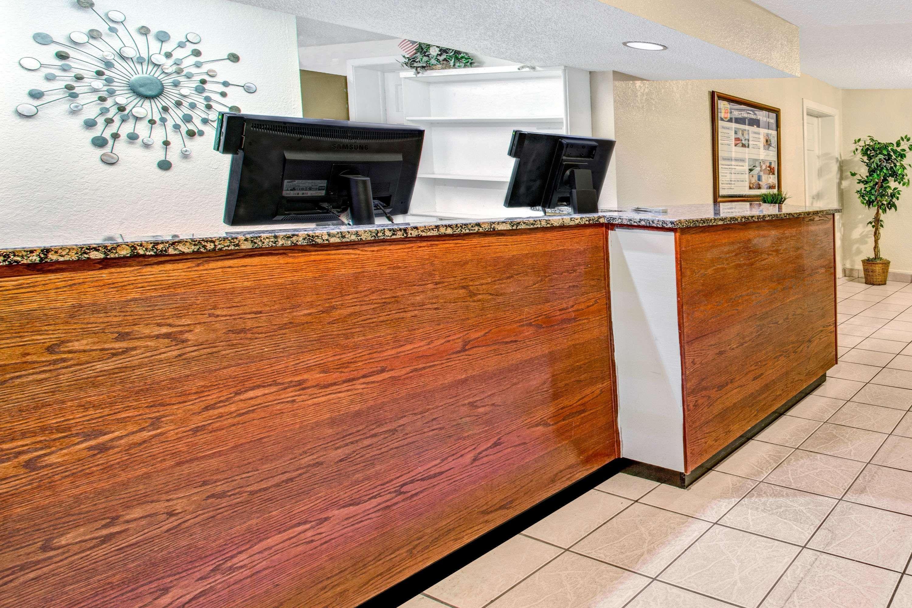 Super 8 By Wyndham Kissimmee Motel Eksteriør billede